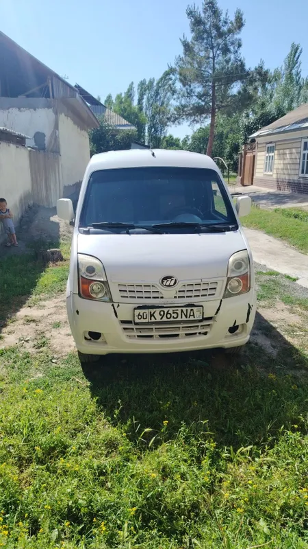 Lifan fosion gruzavoy van