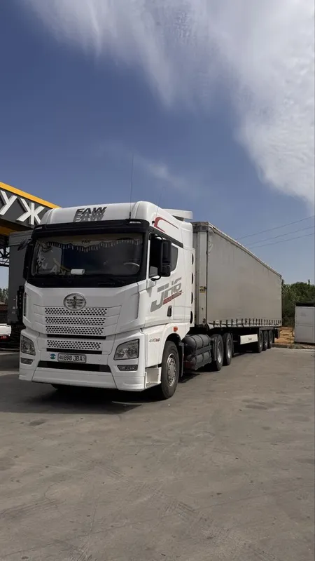 Faw tyagach 6x4 1 Faw tyagach 6x4 1