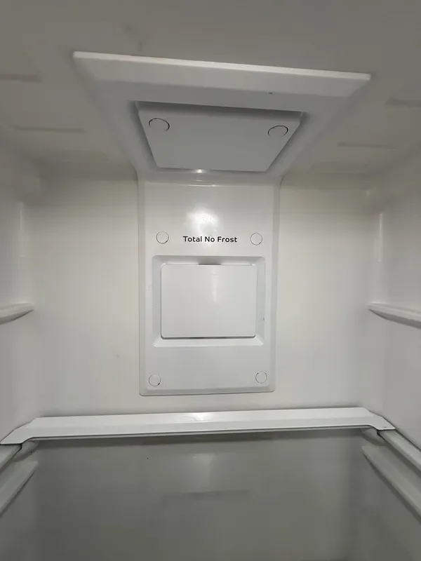 Продается холодильник Indesit No Frost 330л /185см — фото 2