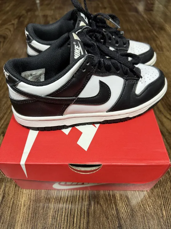 Nike кроссовки Детские 35 раз 2 Nike кроссовки Детские 35 раз 2