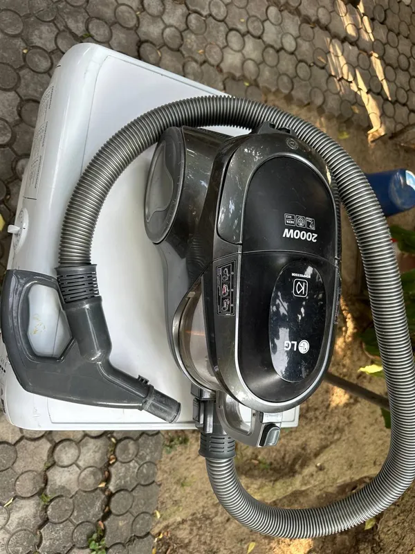 Пылесос LG ideal 2000w