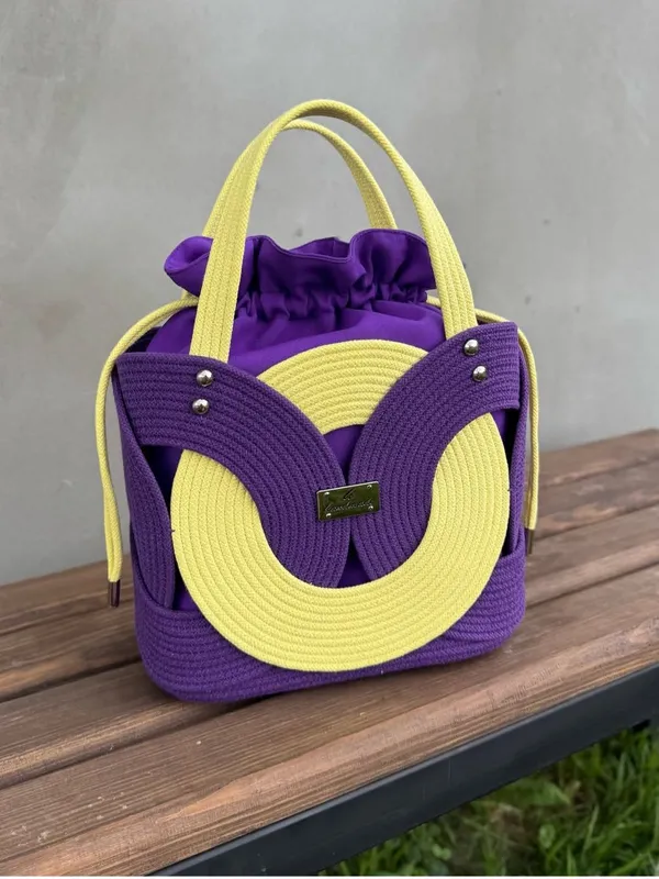 Hand Bags 4 Hand Bags 4