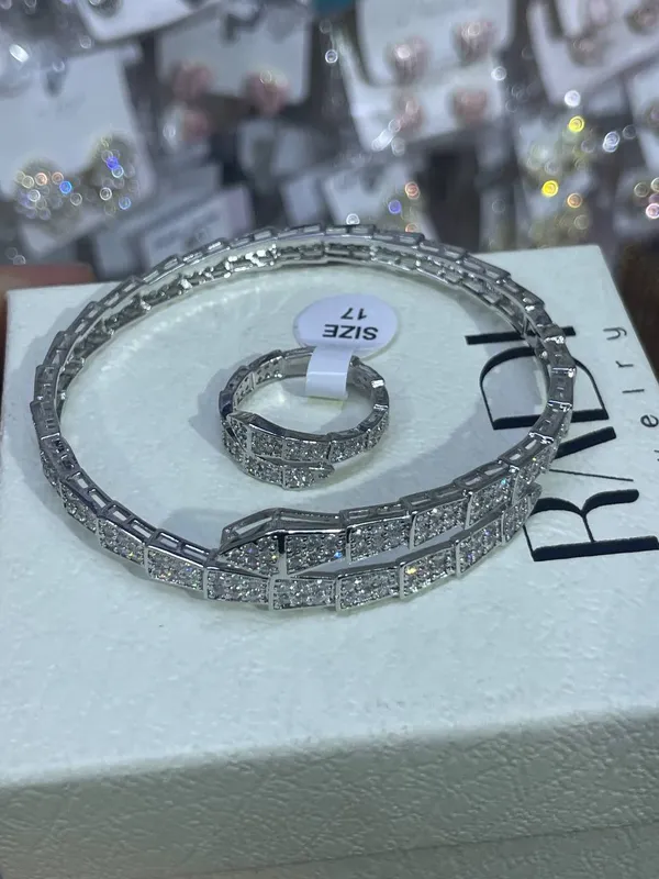 Набор браслет и кольцо от бренда Bvlgari 2