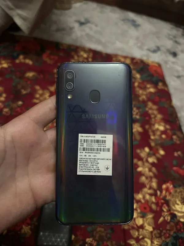 Samsung A40 продаеться в хорошом состояние 2