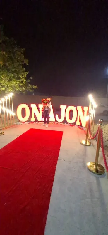 Animator kiyimi sheyx va konfetka va onajon dekoratsiya — фото 1