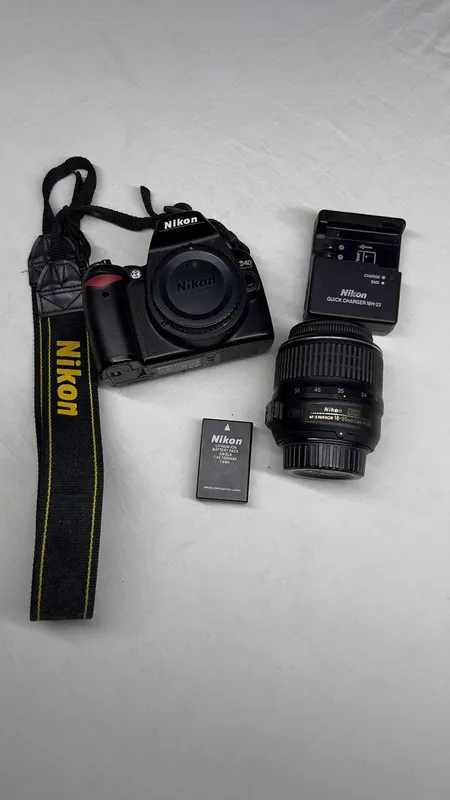 Nikon d40 sotiladi manzil qarshi 91 226 25 20 2 Nikon d40 sotiladi manzil qarshi 91 226 25 20 2