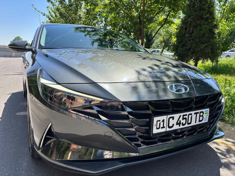 Hyundai Elantra 1.6 Elegance. 3 Позиция. 2 Hyundai Elantra 1.6 Elegance. 3 Позиция. 2