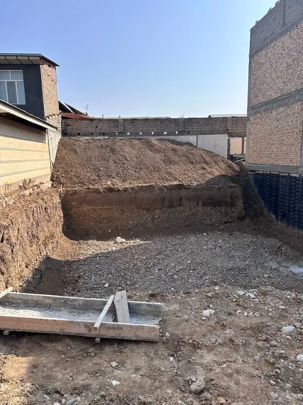В МФЙ «Гузал» продаётся земельный участок 400 м², 35000$ 4