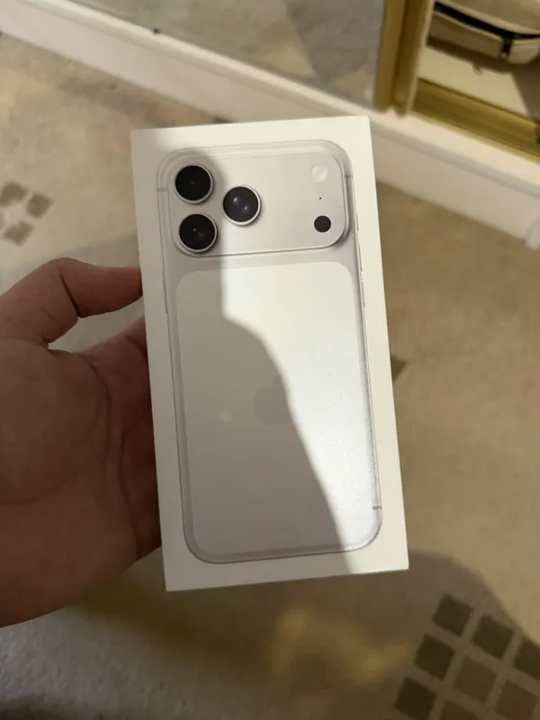 Iphone 17 pro max new srochno 2 sim 1529$ Iphone 17 pro max new srochno 2 sim 1529$