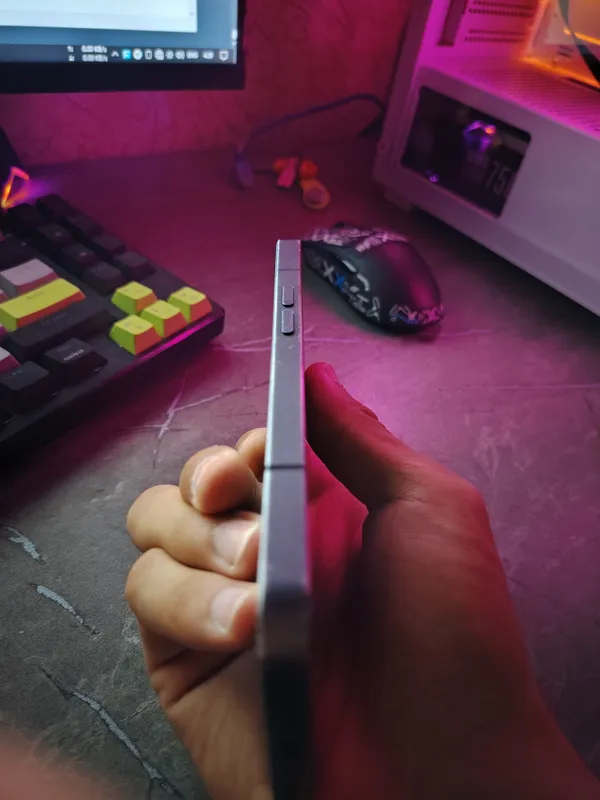 Nothing Phone (1) 8