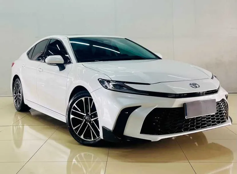 Toyota Camry 2026 Model Dual-Engine 2.0HSE Sport Lite Edition 2 Toyota Camry 2026 Model Dual-Engine 2.0HSE Sport Lite Edition 2