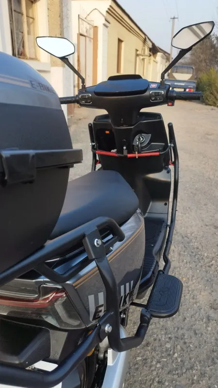 Продаётся скутер E-BIKE 3 Продаётся скутер E-BIKE 3