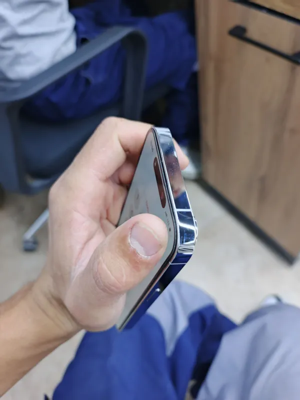 iPhone 14pro rangi oq xotira 128 karobka dokument full... 3