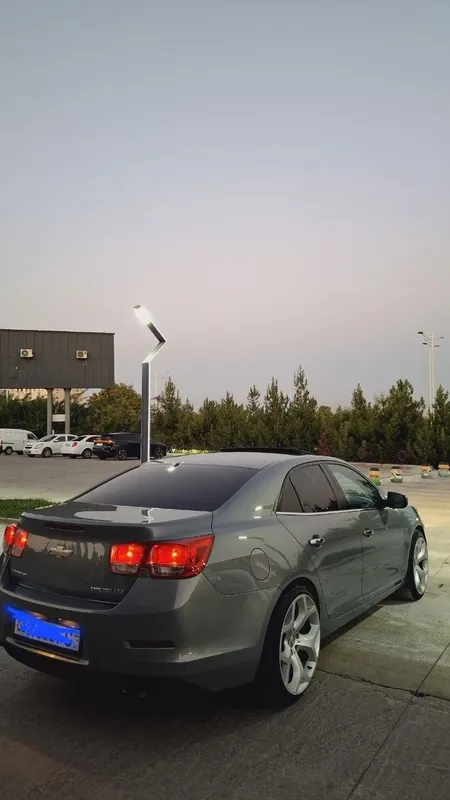 Diska sotiladi BMW X6 orginal diskasi holati ideal 6 Diska sotiladi BMW X6 orginal diskasi holati ideal 6