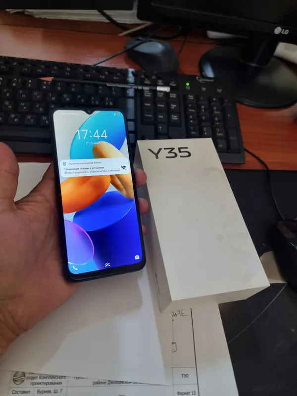 Vivo Y35 5G 128gb iwlawi zur aybi yuq tozza telefon — фото 3