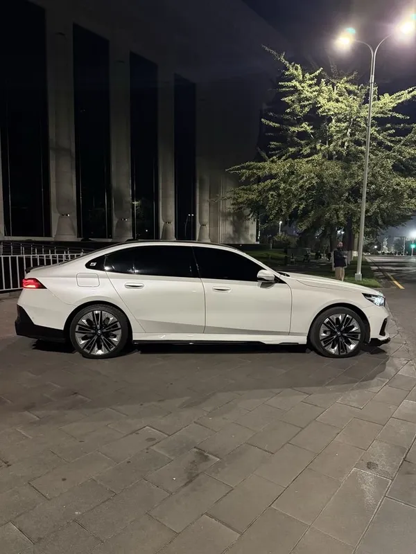 Bmw i5 50L oq rang 4 Bmw i5 50L oq rang 4