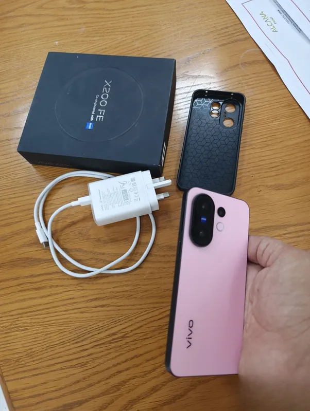 Vivo x200 fe global 4 Vivo x200 fe global 4