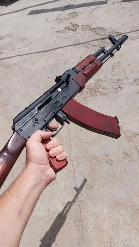 Продаётся макет автомата Калашникова 2 Продаётся макет автомата Калашникова 2