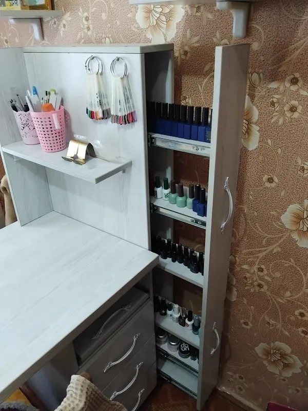 Продаётся комплект мебели для маникюра! 1 Продаётся комплект мебели для маникюра! 1