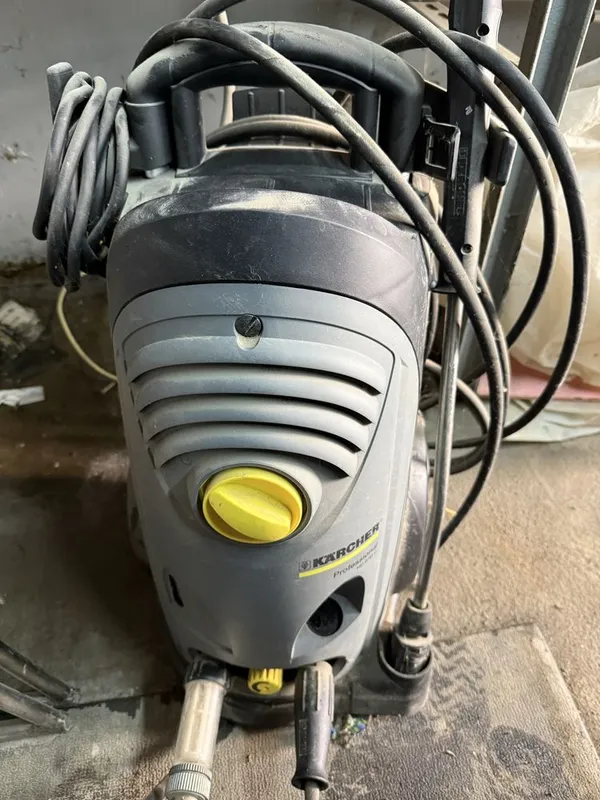 Продается Karcher Professional HD 6/15C. Б/у. В отличном состоянии. — фото 1