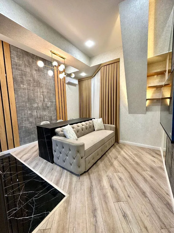 2 xonali kvartira, 50 m2, Yakkasaroy 2