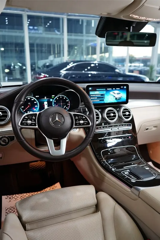 Mercedes Benz GLC200 5 Mercedes Benz GLC200 5