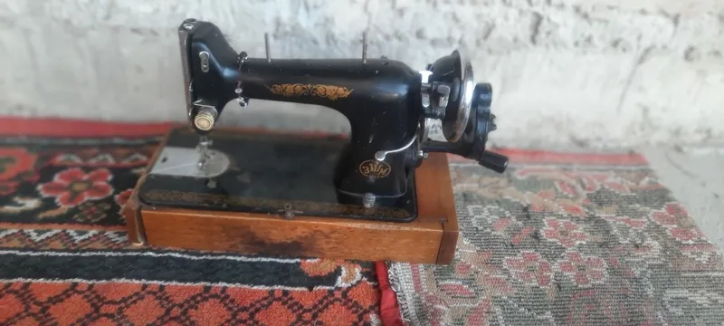 Tikuv mashinkasi sotiladi Gijduvon tumanida 2 Tikuv mashinkasi sotiladi Gijduvon tumanida 2