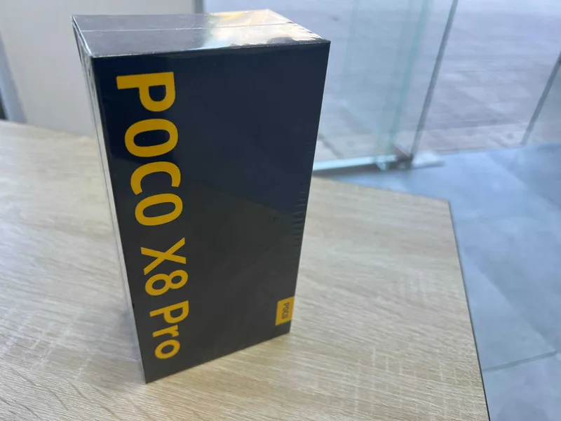 Poco x8 pro 12GB 512GB qora rang ochilmagan 4 Poco x8 pro 12GB 512GB qora rang ochilmagan 4