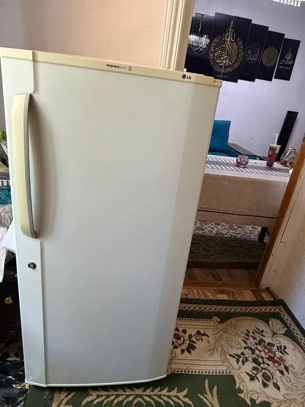 LG xolodelnik sotiladi 1
