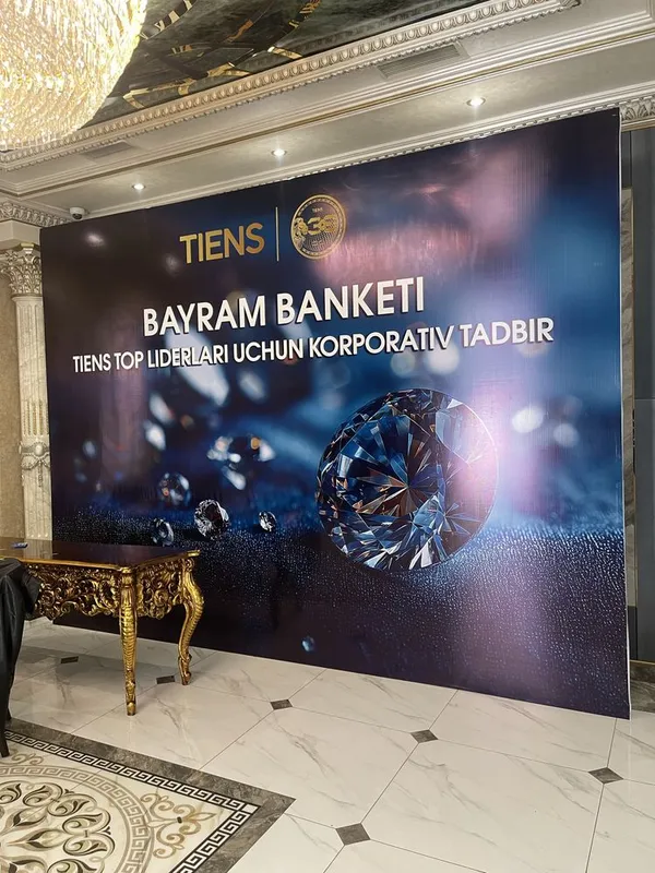 Reklama fotozona uchun bannerlar 3