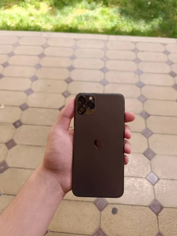 Iphone 11 pro max — фото 1