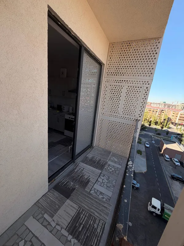 «Oz Zamin» turar joy majmuasida 1 xonali, 40 m² kvartira ijaraga beriladi 7