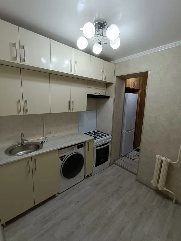 Продаётся квартира (1-комнатная, переделанная в 2) на Чиланзаре — фото 2