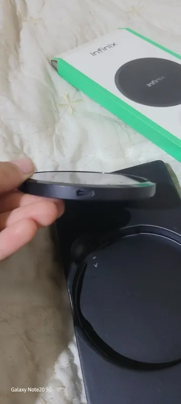 Infinix telefonini Charge Pad sotiladi yangi ishlatilmagan — фото 2