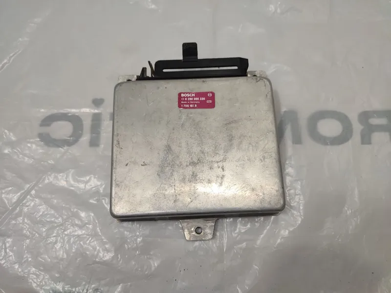 ЭБУ BMW BOSCH BMW E30 318 E28 518 1 ЭБУ BMW BOSCH BMW E30 318 E28 518 1