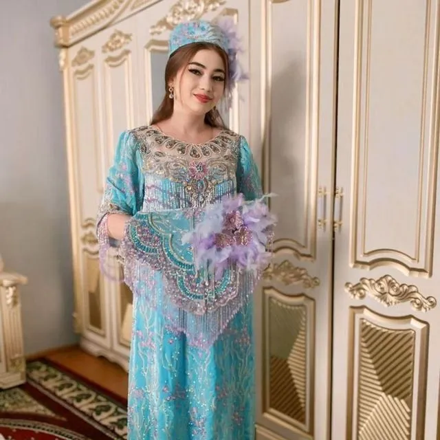 kamlplek Ruchnoy ukrasheniy yangi hali 2 kamlplek Ruchnoy ukrasheniy yangi hali 2