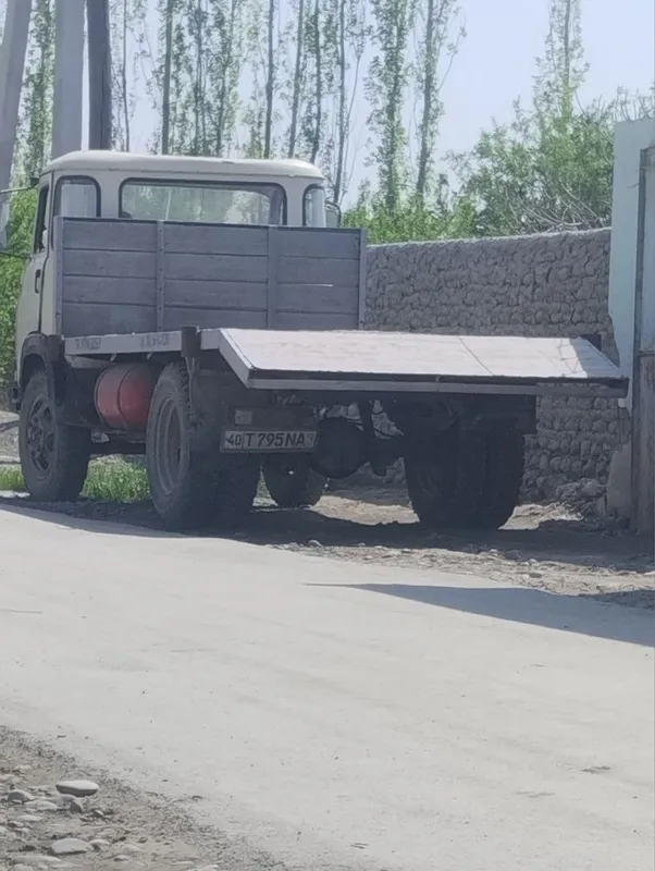 Avia 31 грузаврй эвакуватор — фото 2