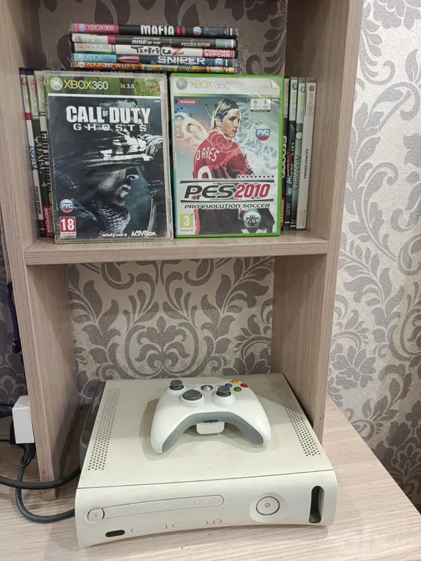 Игровая приставка Xbox 1 Игровая приставка Xbox 1