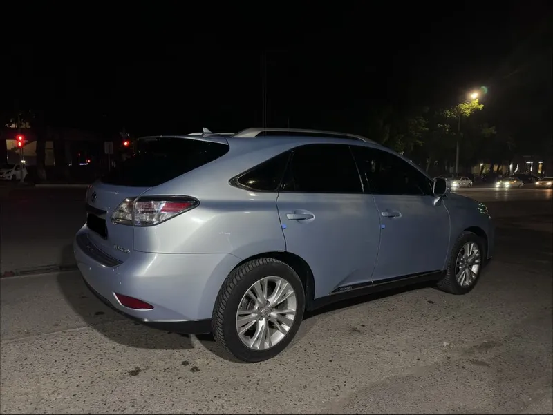 Продается Lexus RX450H Hybrid