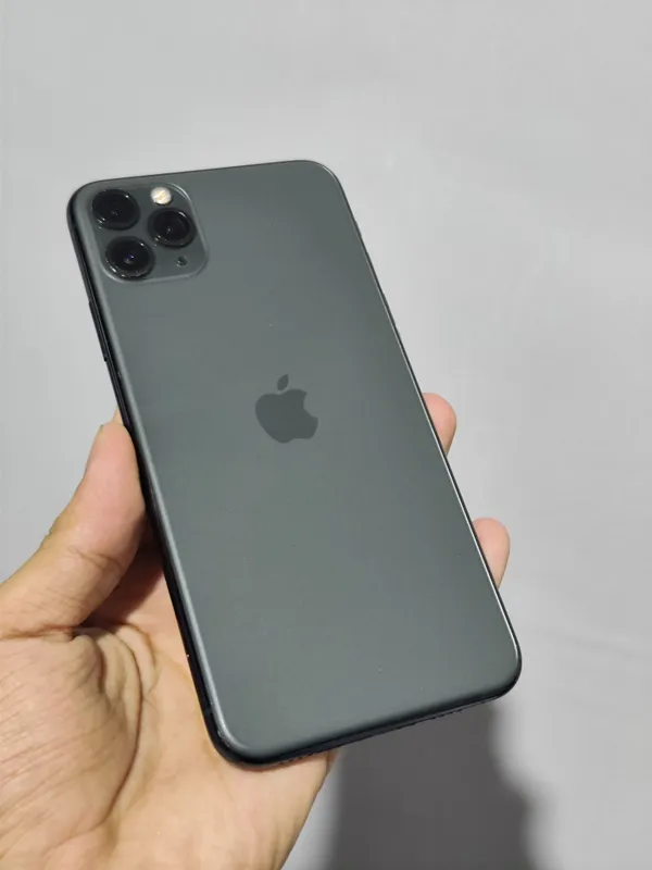 iPhone 11 Pro Max 1 iPhone 11 Pro Max 1