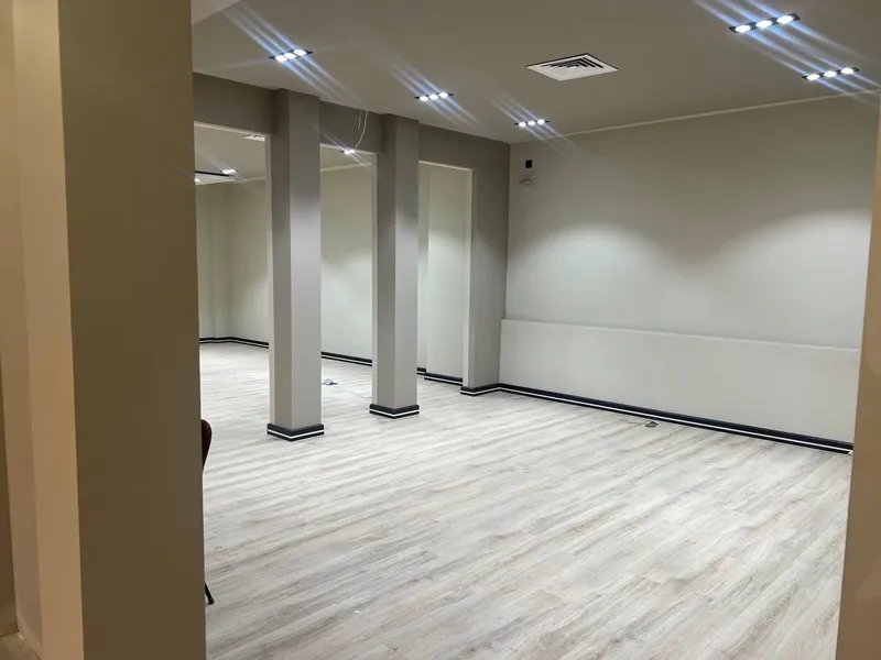 Аренда коммерческого помещения 1250 м², 1-я линия — фото 5