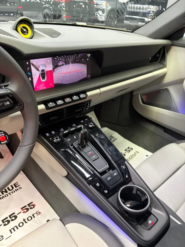 Porsche 911 Targa 4GTS 8 Porsche 911 Targa 4GTS 8