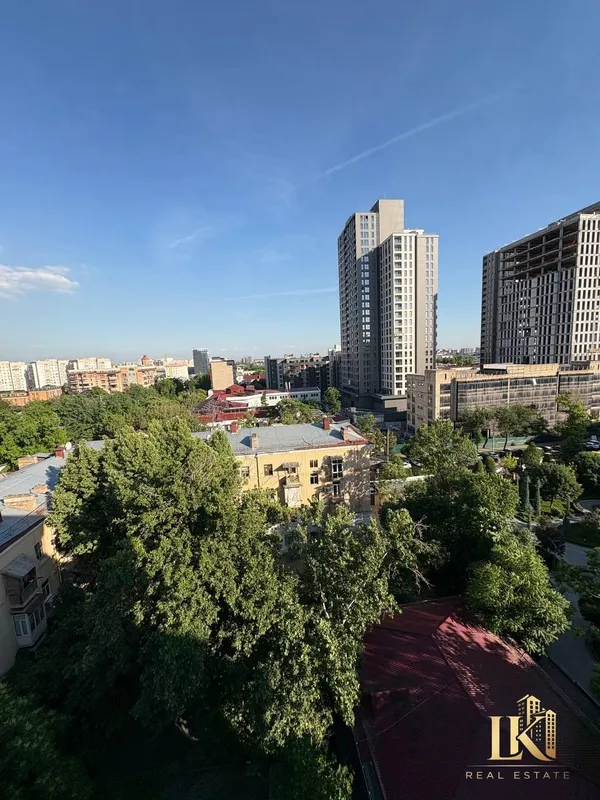 Продаётся 3-комнатная квартира в новостройке (white box), Мирабадский район 7
