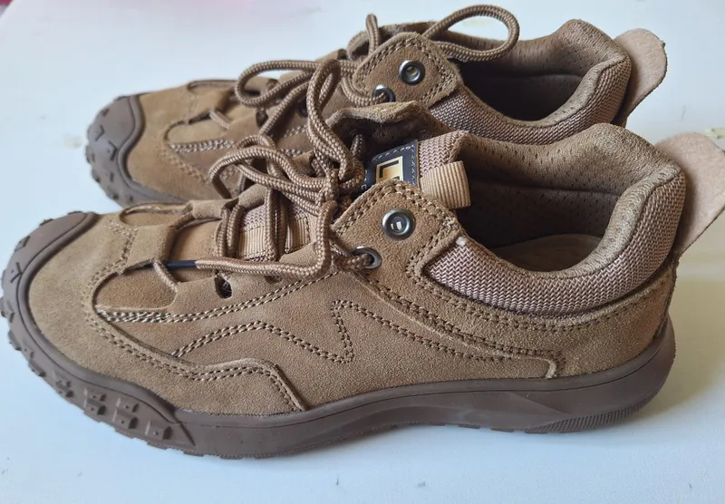 Треккинговые кроссовки 39-40р 1