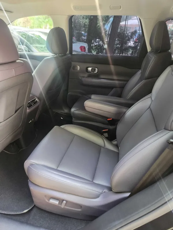 Leapmotor C16 Gibrid 7