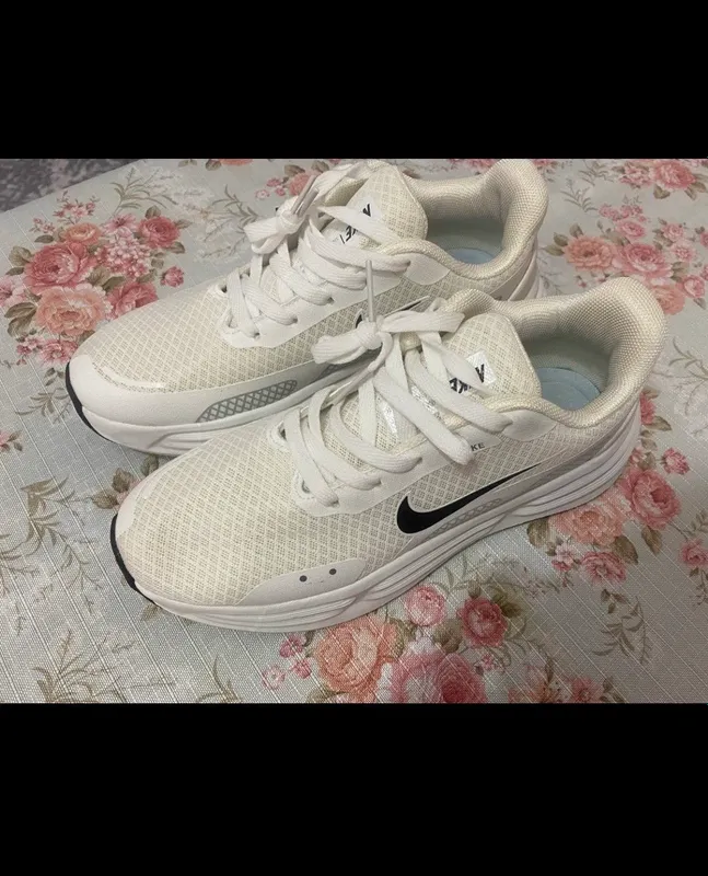 Кроссовки nike