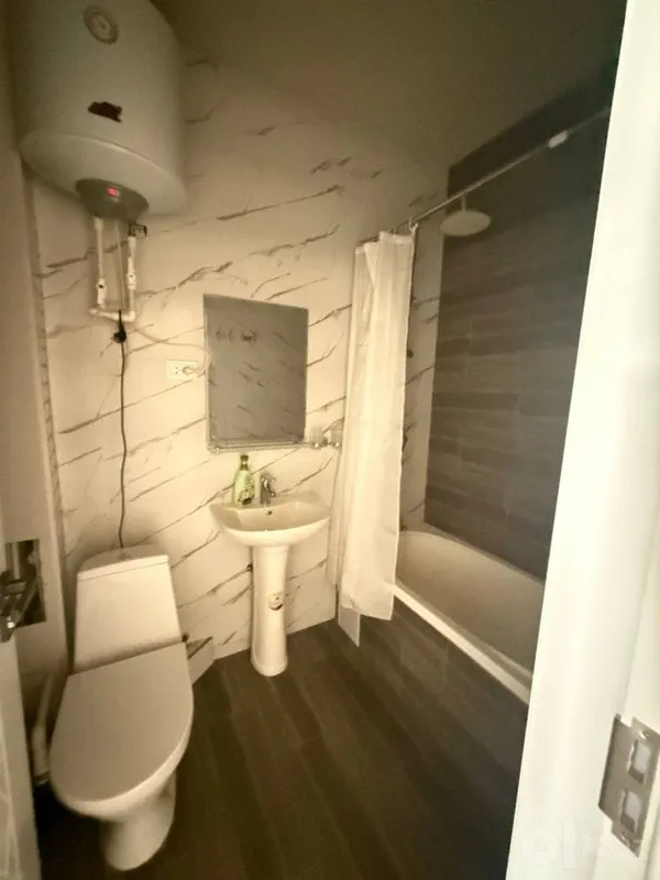Сдается 2х комнатная квартира на 2 этаже 25-24 автобаза 400$ 6 Сдается 2х комнатная квартира на 2 этаже 25-24 автобаза 400$ 6