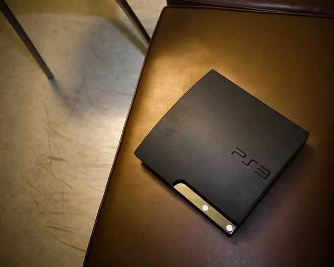 PLAYSTATION 3 slim 2ta jostik 10 ta oyindan ortiq oyin dostavka bepul — фото 1