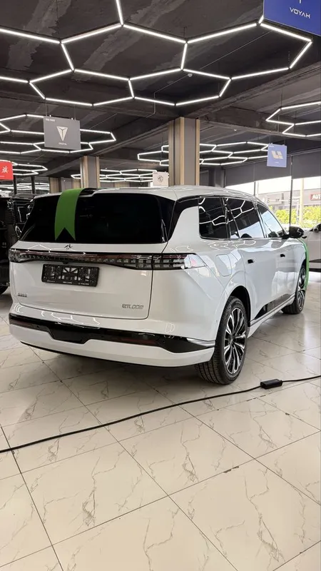Dongfeng 008 ep hybrid full 2 Dongfeng 008 ep hybrid full 2