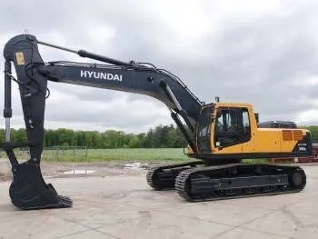 Ijaraga beriladi hyundai 225 yangi texnika kovsha 1.kuba strella 10 m — фото 1